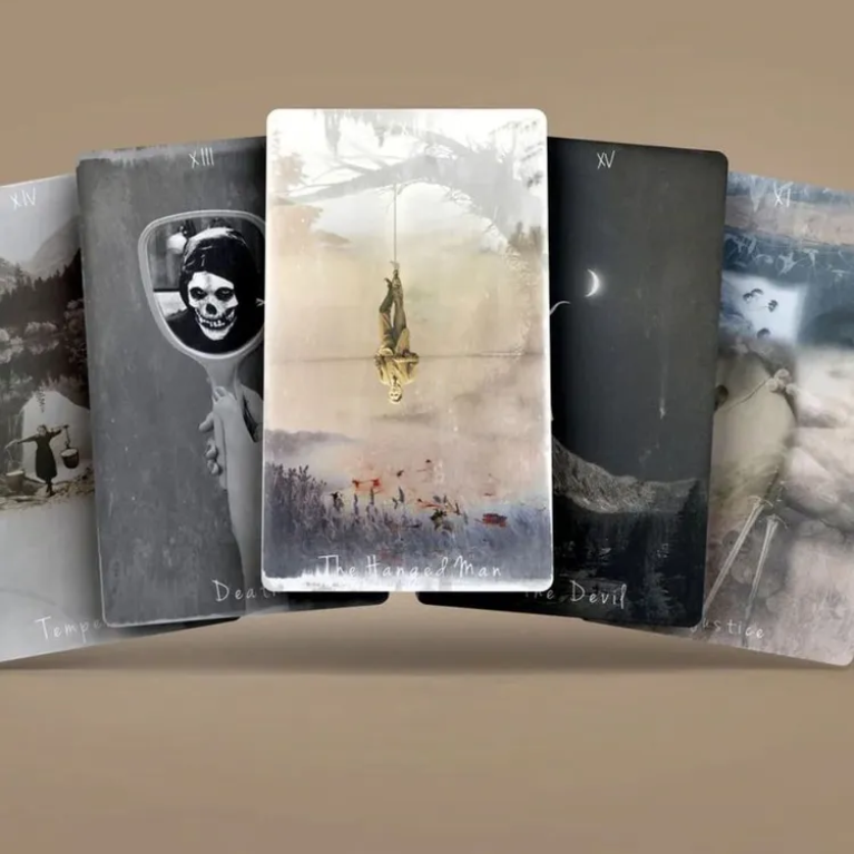 Таро Неизвестных Теней / Tarot of Unknown Shadows 78+2 Extra Cards Deck 