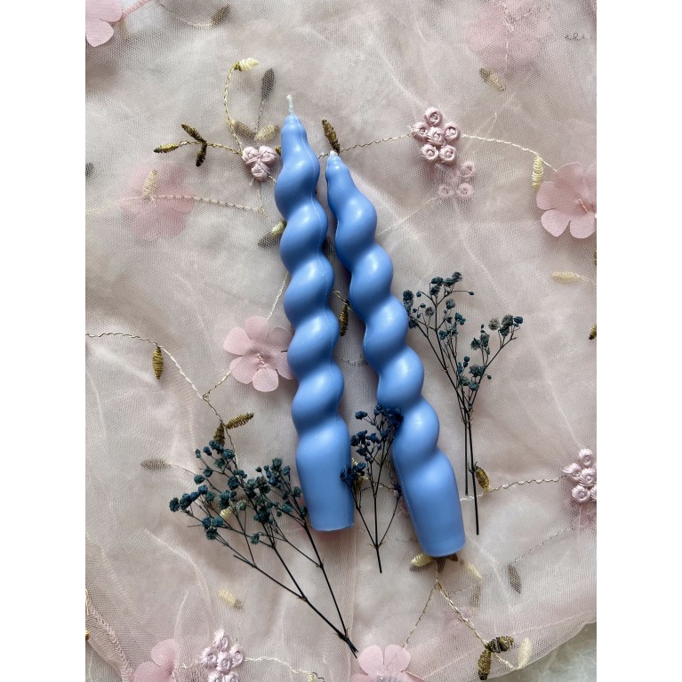 Набор из двух спиральных свечей ручной работы "Первая летняя гроза" (глубокий голубой)