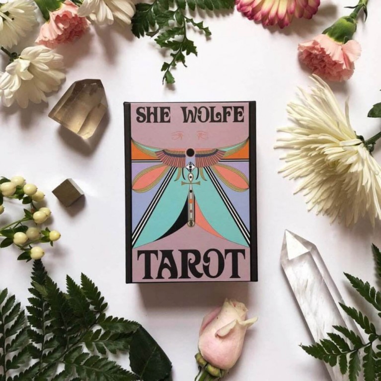 Таро Она Волчица / She Wolfe Tarot